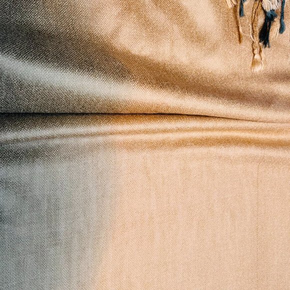 Silk & Pashmina Scarf – Golden Olive Elegance - Picture 4 of 7